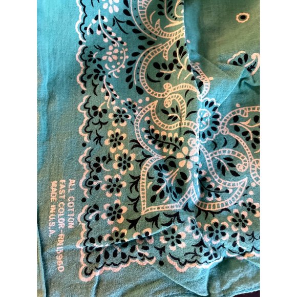 Vtg Aqua Bandana Color Fast Made in USA RN 13960 Cotton - Picture 2 of 4